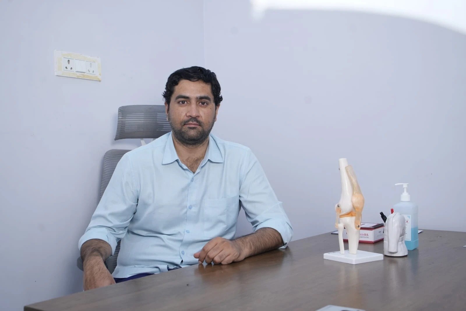 Dr. Y. Srinivas Rao, Orthopaedic and Joint Replacement Surgeon in Vanasthalipuram
